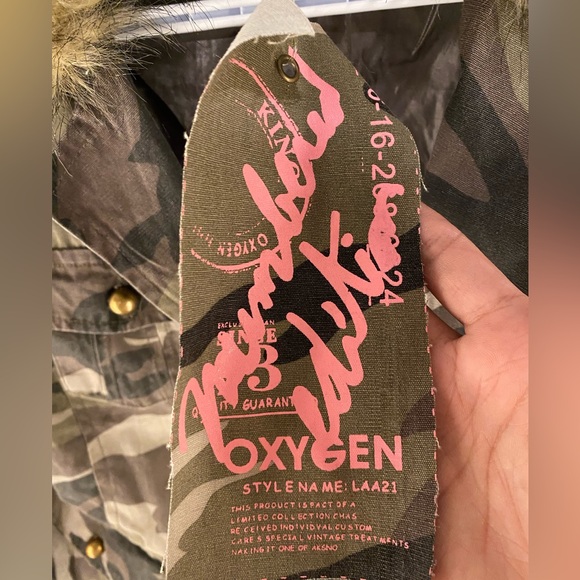 Oxygen Faux Fur Woman's Jacket | Size Large - Picture 5 of 9